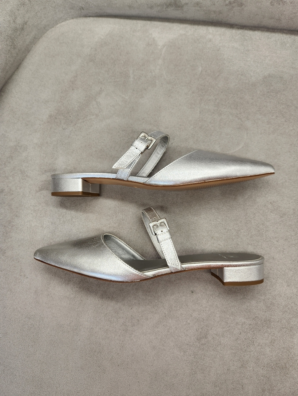 Bruno Magli Flat Mules 10.5 Silver Leather Pia Pointed Toe Made Italy New $395 - Picture 2 of 15
